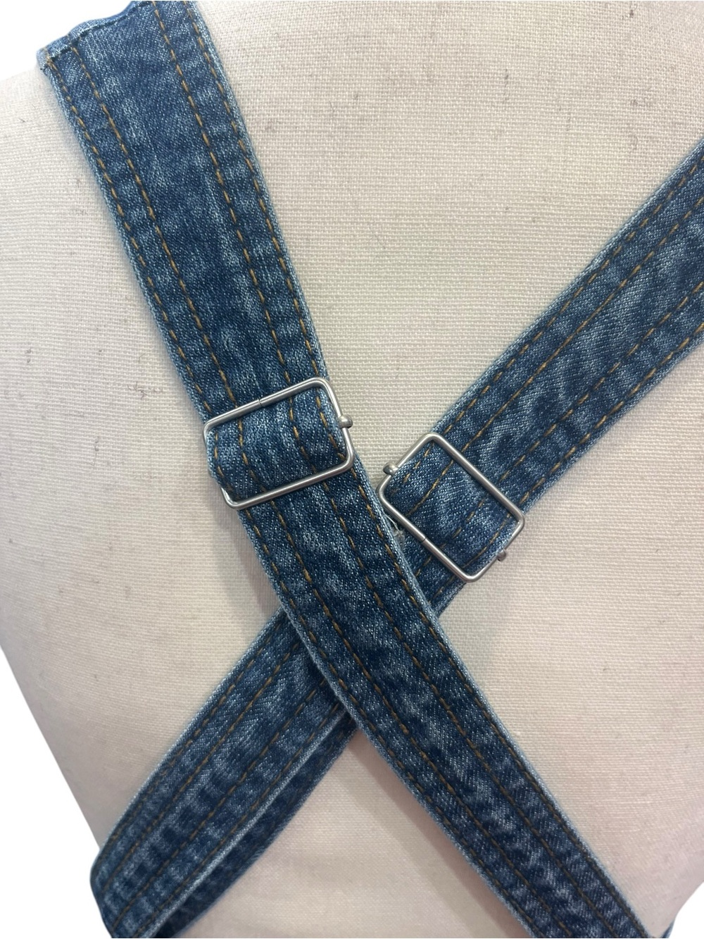Dollhouse Deep V Denim Jumpsuit Wide Leg Crossback Vintage Wash Size 3/4 - Picture 7 of 13